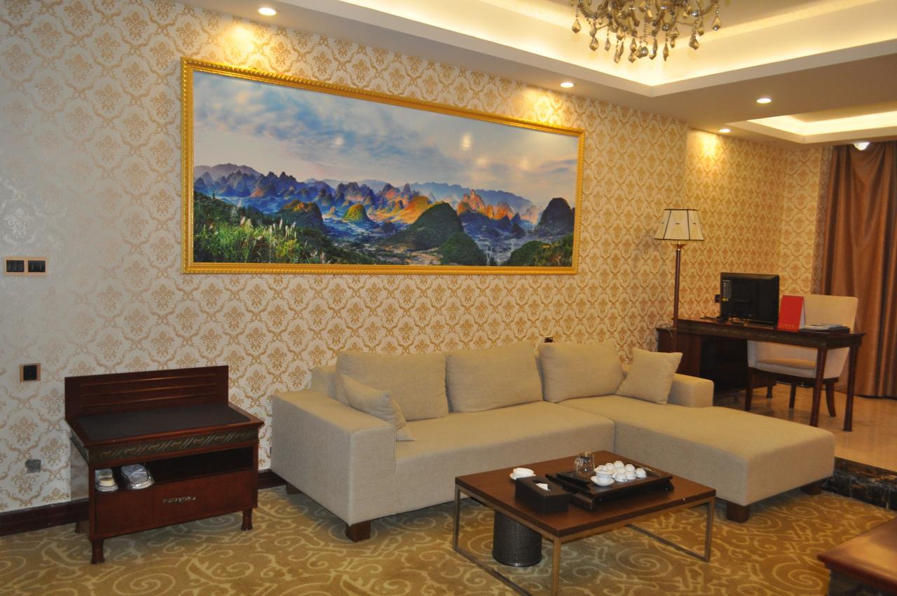 Guangdong Yao Cultural Hotel Liannan 外观 照片